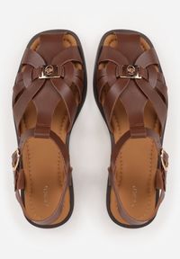 Born2be - Ciemnobrązowe Sandały VICES z Przeplatanymi Paskami i Elegancką Aplikacją Peticea. Okazja: na co dzień. Zapięcie: pasek. Kolor: brązowy. Materiał: jeans. Wzór: aplikacja. Sezon: lato. Styl: elegancki #2