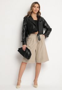 Born2be - Czarna Kurtka Ramoneska o Krótkim Fasonie Typu Trencz Nilanelia. Kolor: czarny. Materiał: jeans. Długość rękawa: długi rękaw. Długość: krótkie. Styl: klasyczny, elegancki #3