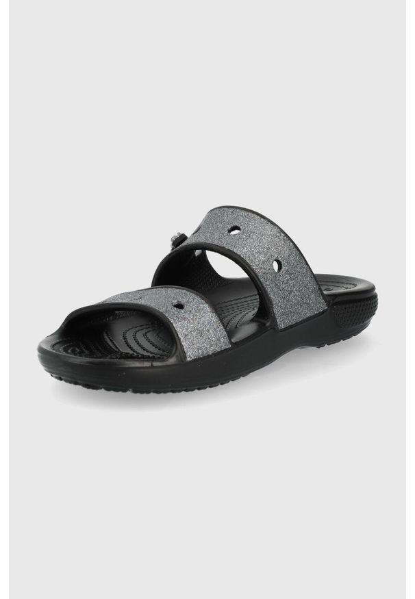 Crocs klapki damskie kolor czarny. Kolor: czarny. Materiał: guma, materiał. Obcas: na obcasie. Wysokość obcasa: niski