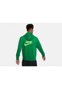 Nike - Bluza męska nike giannis freak pullover hoodie pine green. Kolor: zielony. Sport: bieganie