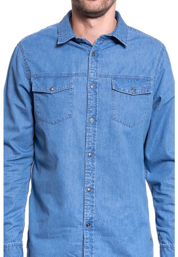 Mustang - MĘSKA KOSZULA JEANSOWA MUSTANG Clemens KC Solid 1009003 5000. Materiał: jeans