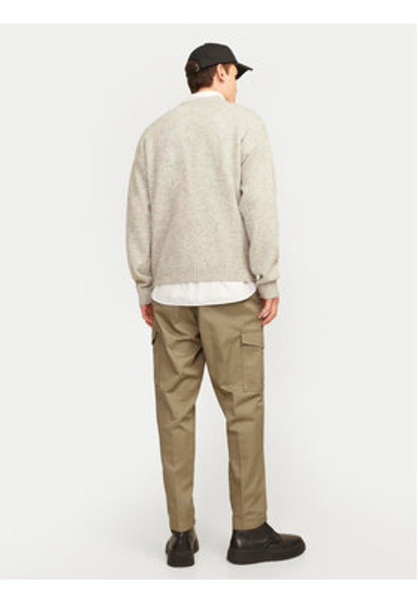 Jack & Jones - Jack&Jones Spodnie materiałowe Bill 12247358 Brązowy Tapered Fit. Kolor: brązowy. Materiał: syntetyk