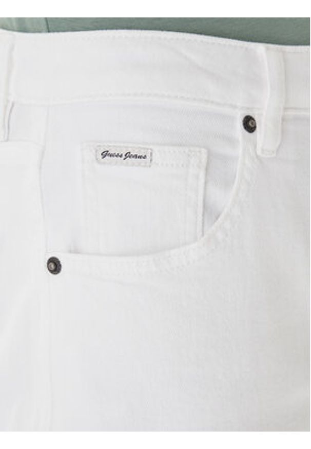 Guess Jeans Jeansy W5YA0I D0131 Biały Boyfriend Fit. Kolor: biały