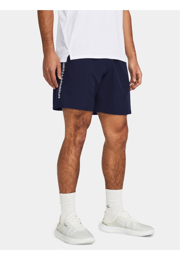 Under Armour Szorty sportowe Ua Woven Wdmk Shorts 1383356-410 Granatowy Loose Fit. Kolor: niebieski. Materiał: syntetyk. Styl: sportowy