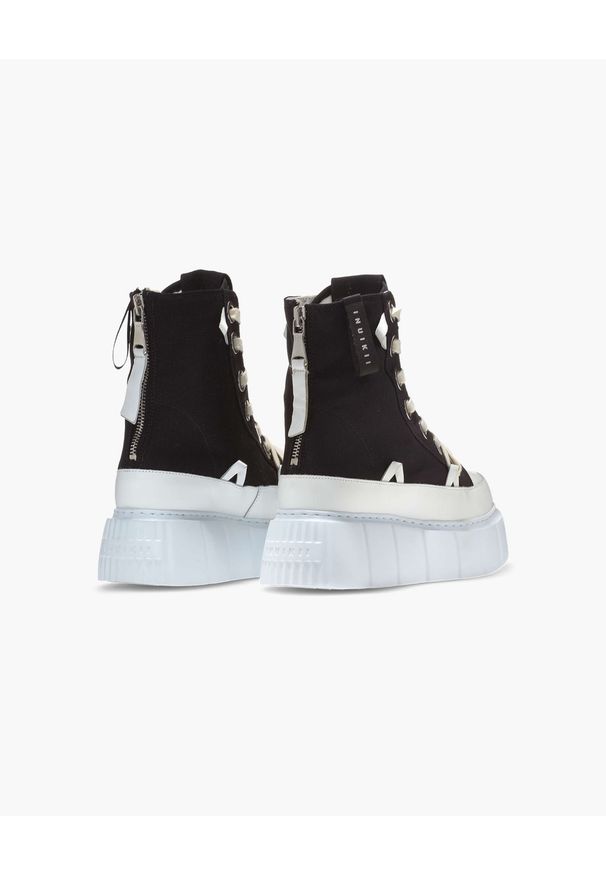 Inuikii - INUIKII MATILDA CANVAS HIGH Sneakersy damskie. Okazja: na co dzień, na spacer. Wysokość cholewki: przed kolano. Kolor: czarny. Materiał: guma, materiał. Szerokość cholewki: normalna. Sezon: lato. Sport: turystyka piesza