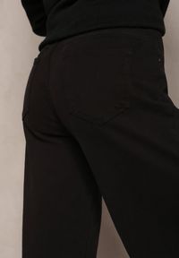 Renee - Czarne Szerokie Spodnie High Waist Inthini. Stan: podwyższony. Kolor: czarny. Styl: elegancki #4