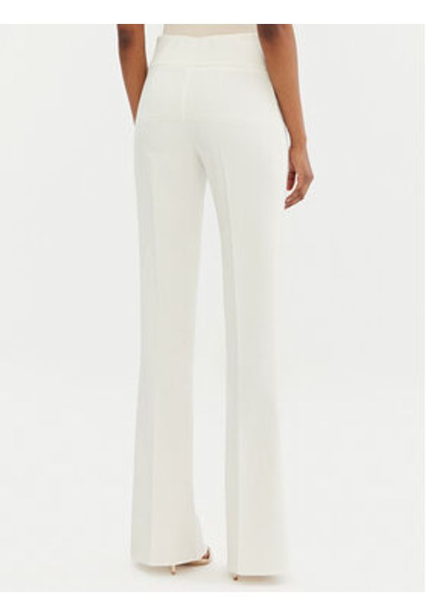 Rinascimento Spodnie materiałowe CFC0122830003 Biały Regular Fit. Kolor: biały. Materiał: syntetyk