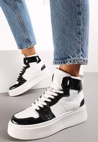 Renee - Biało-Czarne Sznurowane Sneakersy za Kostkę z Brokatem i Metalicznymi Wstawkami Sareena. Wysokość cholewki: za kostkę. Kolor: biały #2
