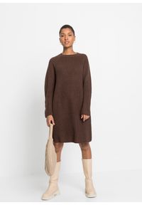 bonprix - Sukienka dzianinowa. Kolor: brązowy. Materiał: dzianina. Długość: midi