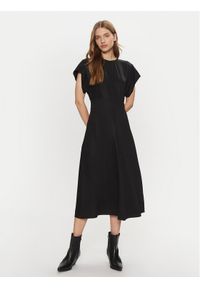 Calvin Klein Sukienka koktajlowa K20K207841 Czarny Regular Fit. Kolor: czarny. Materiał: wiskoza. Styl: wizytowy #1