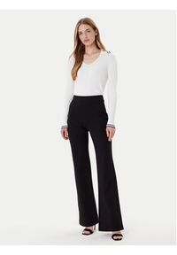 DKNY Spodnie materiałowe P2JKTO68 Czarny Flare Fit. Kolor: czarny. Materiał: wiskoza