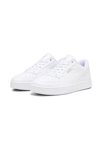 Buty do chodzenia damskie Puma 02 Caven 2 Jr. Kolor: biały, wielokolorowy, szary. Materiał: guma, materiał, tkanina, syntetyk. Szerokość cholewki: normalna. Sport: turystyka piesza