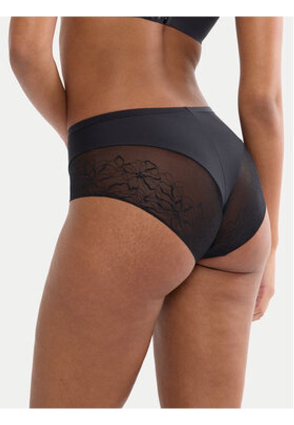 Triumph Figi klasyczne z wysokim stanem Comfort Contour 10226329 Czarny. Stan: podwyższony. Kolor: czarny. Materiał: syntetyk