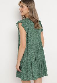 Born2be - Ciemnozielona Bawełniana Sukienka o Rozkloszowanym Kroju w Kropki Giavina. Okazja: na co dzień. Kolor: zielony. Materiał: bawełna. Wzór: kropki. Typ sukienki: sportowe, rozkloszowane. Styl: casual, sportowy #5