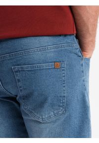 Ombre Clothing - Jeansowe szorty męskie z podwiniętą nogawką - niebieskie V2. Kolor: niebieski. Materiał: jeans. Wzór: aplikacja. Sezon: lato. Styl: klasyczny #8