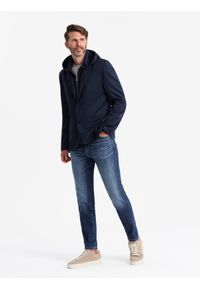 Ombre Clothing - Marynarka męska z odpinaną podpinką i kapturem – granatowa V2. Okazja: na co dzień, do pracy. Typ kołnierza: kaptur. Kolor: niebieski. Materiał: poliester. Styl: elegancki, casual, wizytowy #1