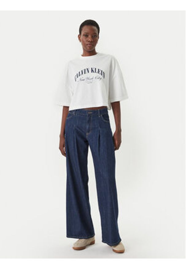 Calvin Klein Jeans T-Shirt LV047F813G Biały Boxy Fit. Kolor: biały. Materiał: bawełna