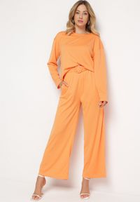 Born2be - Pomarańczowy Komplet z Spodnie Prostymi Nogawkami i Bluzka z Paskiem Carenesa. Kolor: pomarańczowy #1