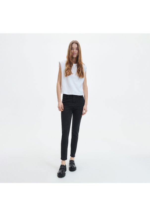 Reserved - Jeansy slim z wysokim stanem - Szary. Stan: podwyższony. Kolor: szary