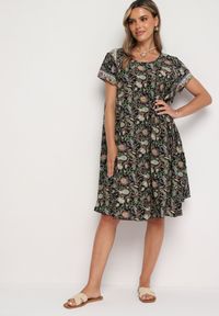 Born2be - Czarno-Zielona Wiskozowa Sukienka Rozkloszowana we Wzór Paisley Mastis. Kolor: czarny. Materiał: wiskoza. Wzór: paisley #7
