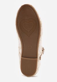 Born2be - Beżowe Siateczkowe Balerinki z Paskiem z Klamerką i Haftowanymi Kwiatami Erolea. Okazja: na co dzień, na uczelnię. Zapięcie: pasek. Kolor: beżowy. Materiał: jeans. Wzór: haft, kwiaty. Styl: casual #5