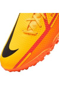 Buty piłkarskie Nike Phantom GT2 Academy Df Tf M DC0802 808 pomarańczowe pomarańcze i czerwienie. Zapięcie: sznurówki. Kolor: pomarańczowy. Materiał: syntetyk. Szerokość cholewki: normalna. Sport: piłka nożna #3