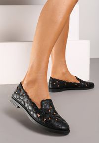 Born2be - Czarne Balerinki Telemeni. Wysokość cholewki: przed kostkę. Nosek buta: okrągły. Zapięcie: bez zapięcia. Kolor: czarny. Szerokość cholewki: normalna. Wzór: ażurowy, aplikacja. Obcas: na płaskiej podeszwie. Styl: boho #4