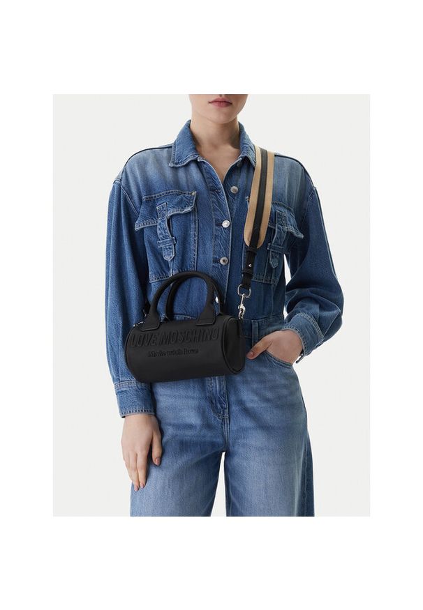 Love Moschino - Torebka LOVE MOSCHINO. Kolor: czarny