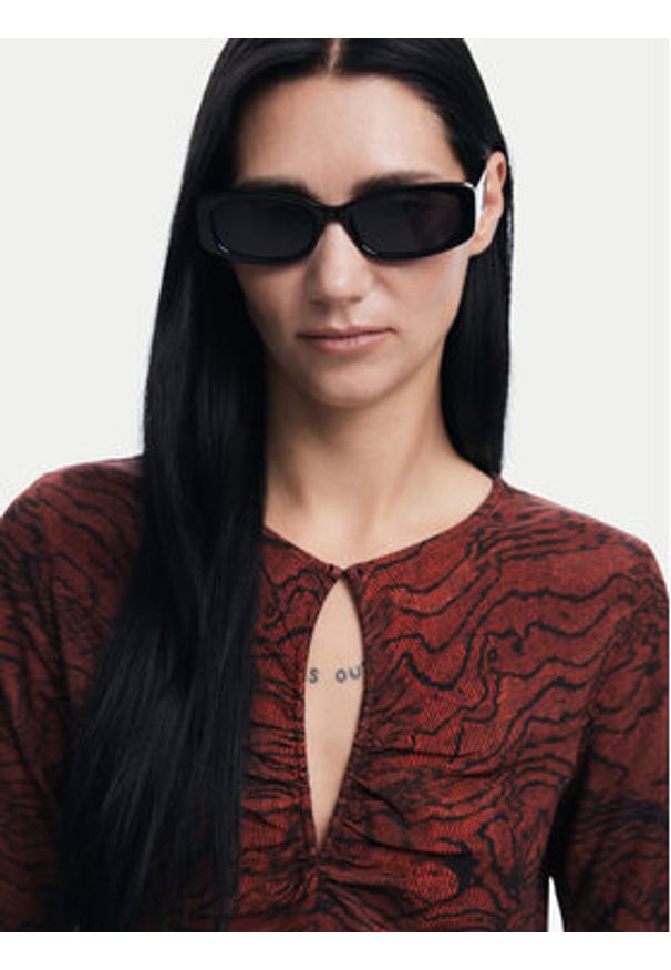 Desigual Sukienka codzienna Las Vegas 24WWVW56 Brązowy Regular Fit. Okazja: na co dzień. Kolor: brązowy. Materiał: wiskoza. Typ sukienki: proste. Styl: casual