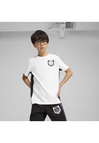Puma - Młodzieżowa koszulka Active Sports z grafiką PUMA White. Kolor: biały. Materiał: guma. Wzór: nadruk. Sport: joga i pilates