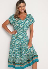 Born2be - Miętowa Bawełniana Sukienka z Dekoltem w Serek Zapinana na Guziki z Gumką w Pasie Kelea. Okazja: na co dzień. Typ kołnierza: dekolt w serek. Kolor: miętowy. Materiał: bawełna. Typ sukienki: proste. Styl: wizytowy, casual, klasyczny, elegancki #7