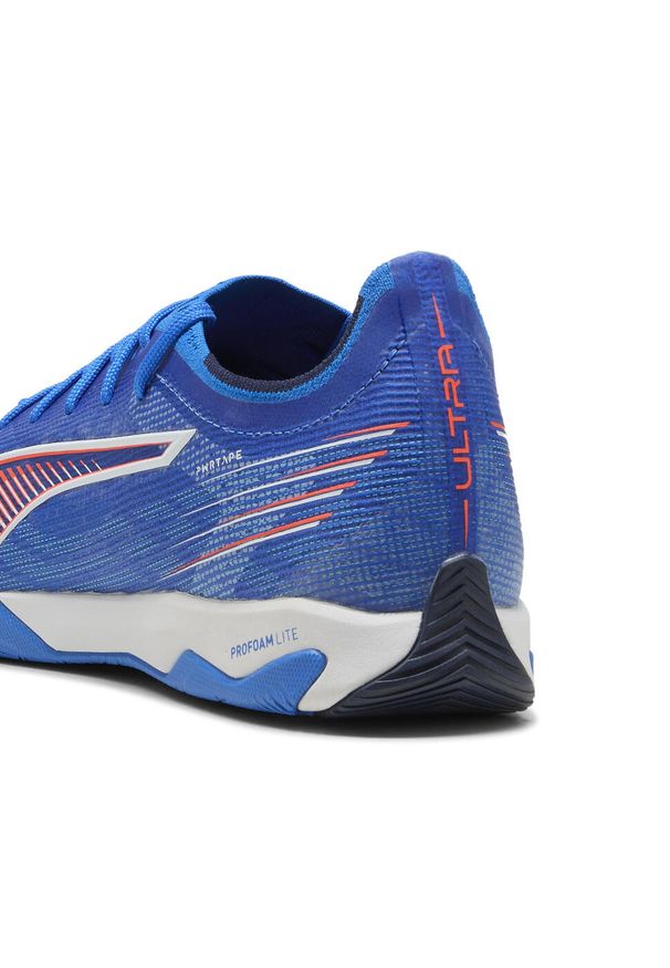 Puma - Halowe buty piłkarskie unisex ULTRA 6 PRO COURT PUMA. Kolor: czerwony, niebieski, wielokolorowy, biały. Szerokość cholewki: normalna. Sport: piłka nożna
