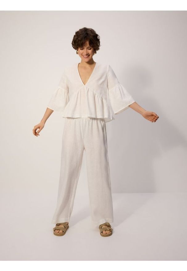 Reserved - Lniane spodnie - biały. Kolor: biały. Materiał: len