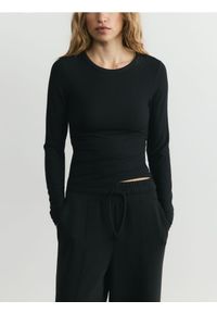 Reserved - Longsleeve z modalem - czarny. Kolor: czarny. Materiał: dzianina. Długość rękawa: długi rękaw