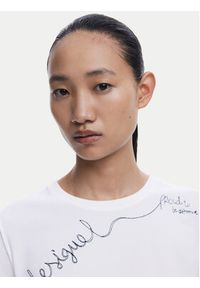 Desigual T-Shirt Charly 25WWTK08 Biały Regular Fit. Kolor: biały. Materiał: bawełna #4