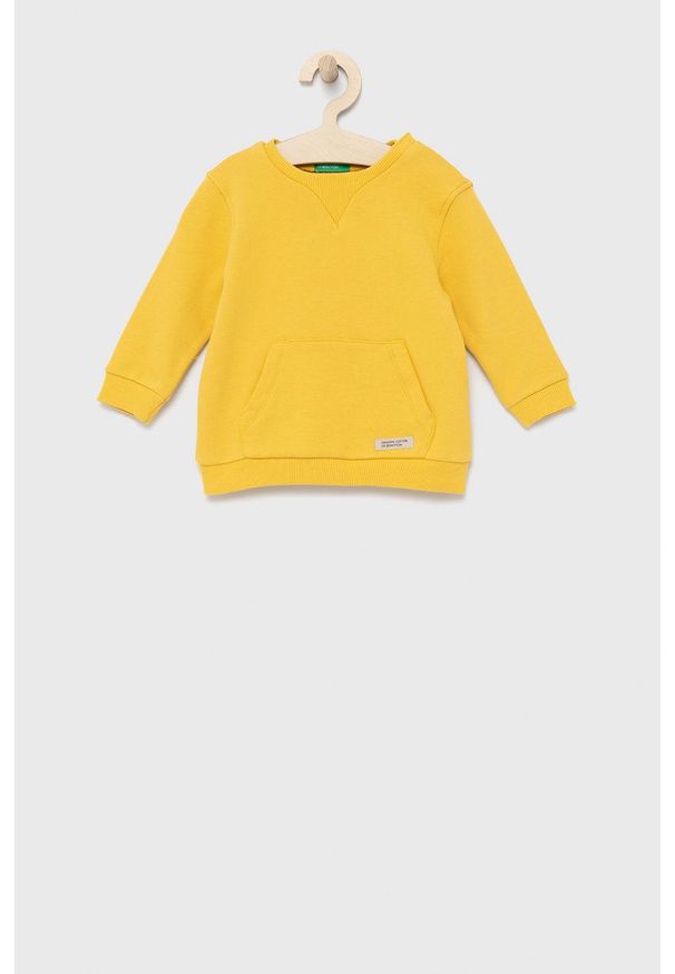 United Colors of Benetton bluza bawełniana dziecięca kolor żółty gładka. Okazja: na co dzień. Kolor: żółty. Materiał: bawełna. Długość: długie. Wzór: gładki. Styl: casual