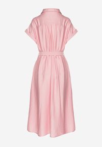 Born2be - Różowa Wiskozowa Sukienka Koszulowa z Paskiem Rinaruna. Okazja: na co dzień. Kolor: różowy. Materiał: wiskoza. Typ sukienki: koszulowe. Styl: casual, elegancki #5