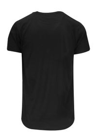Brave Soul - T-Shirt Czarny z Nadrukiem THE WORLD IS OURS, Okrągły Dekolt -BRAVE SOUL. Okazja: na co dzień. Kolor: czarny. Materiał: bawełna. Wzór: nadruk. Styl: casual #2