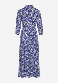 Renee - Granatowa Sukienka Koszulowa Wiązana w Pasie w Etno Wzór z Wiskozy Lokaggia. Kolor: niebieski. Materiał: wiskoza. Typ sukienki: koszulowe. Styl: etno #2