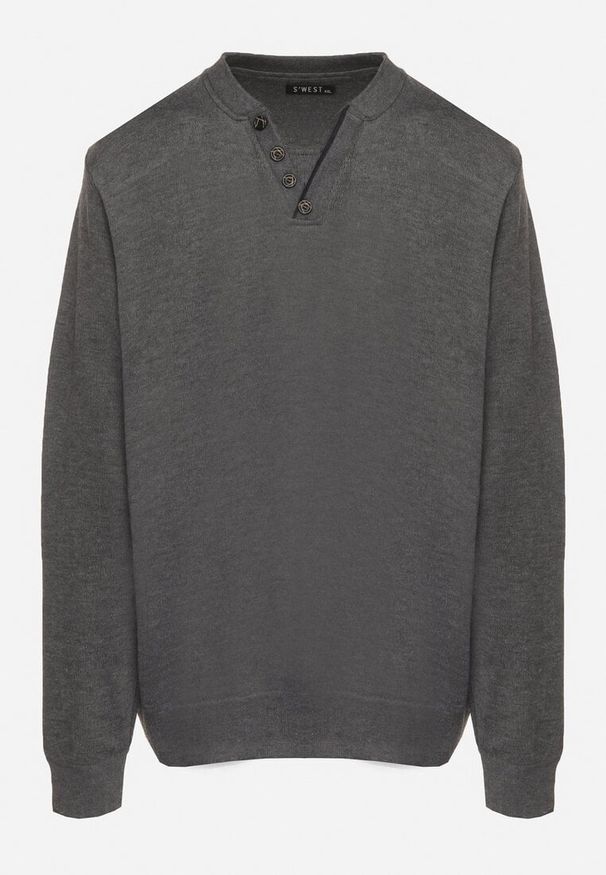 Born2be - Jasnoszary Sweter z Wełną Zdobiony Guzikami przy Dekolcie Acandria. Okazja: na co dzień. Kolekcja: plus size. Kolor: szary. Materiał: wełna. Wzór: aplikacja. Styl: klasyczny, casual, elegancki
