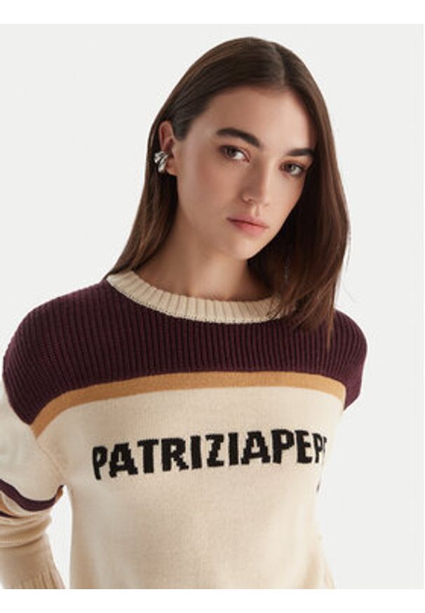 Patrizia Pepe Sweter 2K0352/K298-YA34 Écru Regular Fit. Kolor: kremowy. Materiał: syntetyk