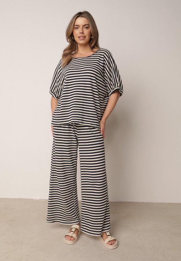 Born2be - Beżowo-Granatowy Dzianinowy Komplet z Bawełny T-shirt i Szerokie Spodnie o Luźnym Fasonie w Paski Nemoress. Kolor: beżowy. Materiał: bawełna, dzianina. Wzór: paski