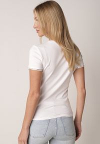 Born2be - Biały Bawełniany T-shirt z Cyrkoniami przy Rękawach Pronolea. Okazja: na co dzień. Kolor: biały. Materiał: bawełna. Wzór: aplikacja. Styl: casual, klasyczny #6