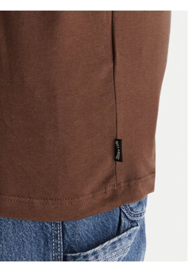 Billabong T-Shirt Arch Crew SS EBYKT00100 Brązowy Regular Fit. Kolor: brązowy. Materiał: bawełna