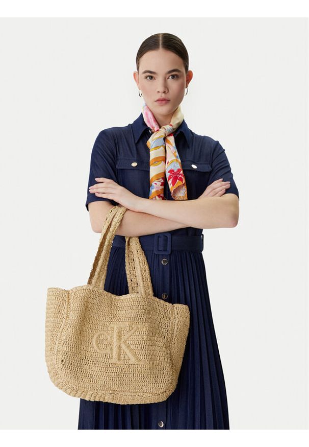 Calvin Klein Torebka Bold Ck Raffia Medium Tote LV04F3447G Brązowy. Kolor: brązowy