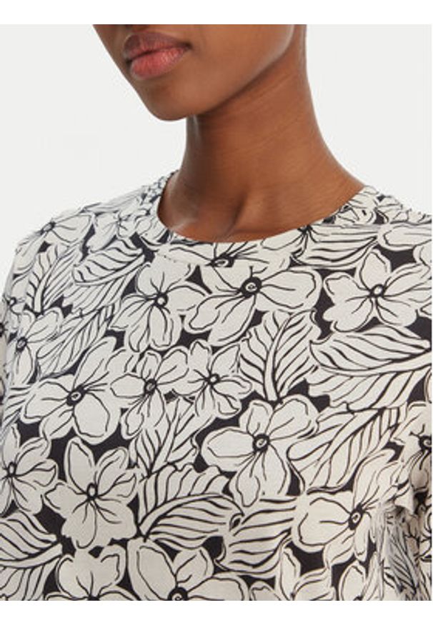 Weekend Max Mara T-Shirt Bussola 2615971022 Czarny Regular Fit. Kolor: czarny. Materiał: bawełna