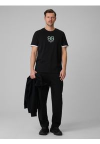 4f - 4F T-shirt regular z nadrukiem męski - czarny M. Okazja: na co dzień. Kolor: czarny. Materiał: dzianina, bawełna, materiał. Wzór: nadruk. Styl: casual #2