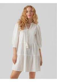Vero Moda Sukienka letnia Pretty 10279712 Biały Regular Fit. Kolor: biały. Materiał: bawełna. Sezon: lato #1