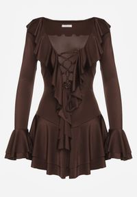 Renee - Brązowa Sukienka o Taliowanym Kroju z Falbanami Tiseania. Okazja: na randkę. Typ kołnierza: dekolt sznurowany, kołnierz z falbankami, dekolt w kształcie V. Kolor: brązowy. Styl: klasyczny #6