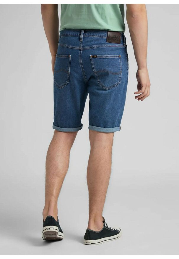 Lee - LEE 5 PKT SHORT MĘSKIE SZORTY KRÓTKIE SPODENKI MID WORN L73EGMYG 112145562. Długość: krótkie